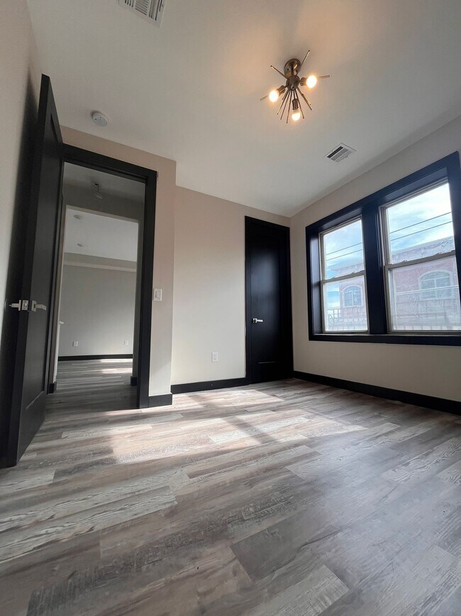 54 Lincoln St unit 302, Newark, NJ 07103 - photo 3