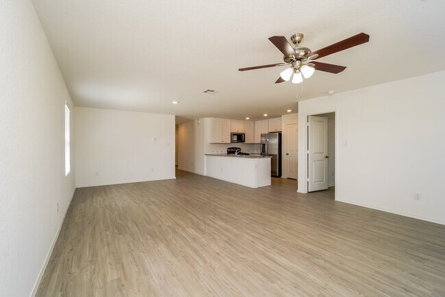 2461 Vesper Bend, New Braunfels, TX 78130 - photo 6