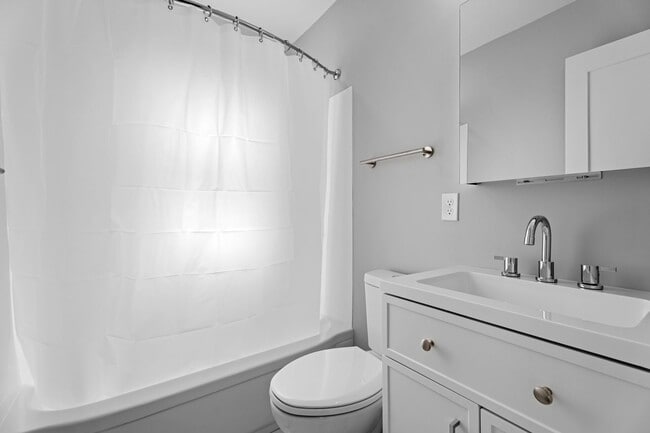 Camden Square, Groton, CT 06340 - photo 5