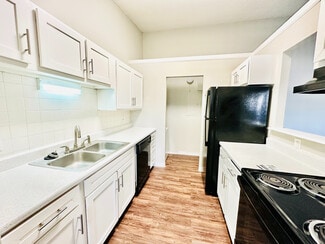 420 S Depew St, Lakewood, CO 80226