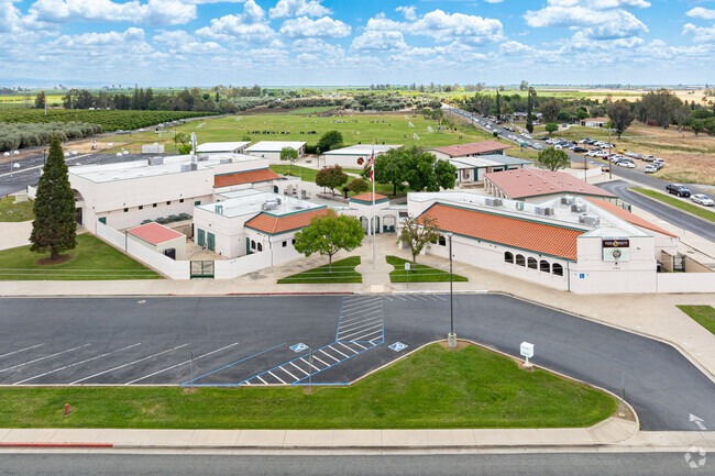 Carl Smith Middle School architecture has a distinct Spanish influence.