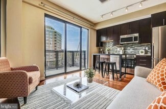 1320 Fenwick Ln Unit 610, Silver Spring, MD 20910