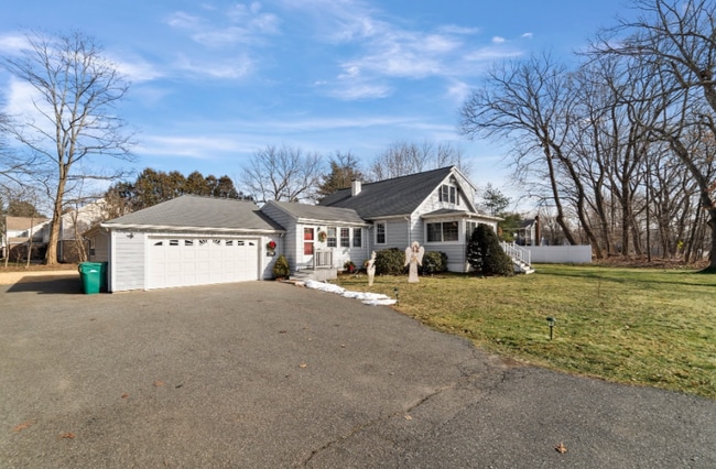 101 W Plain St, Wayland, MA 01778 - photo 2