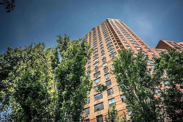 Liberty House unit 12H, New York, NY 10280 - photo 5
