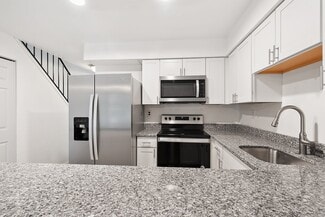 1540 W Thompson St, Philadelphia, PA 19121
