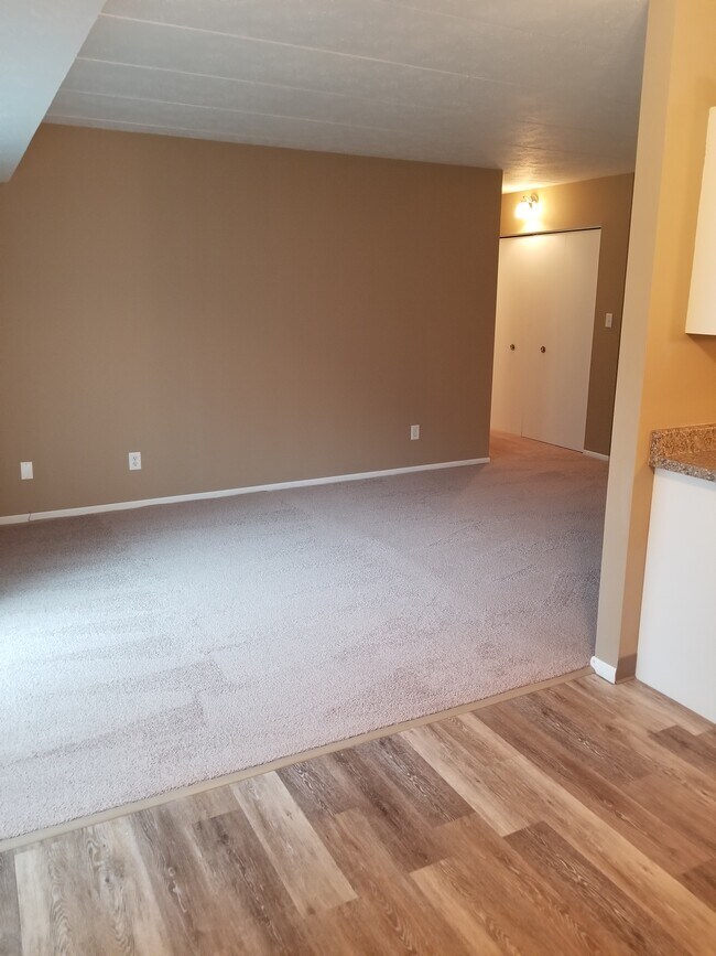 Great Northern Village, North Olmsted, OH 44070 - photo 4