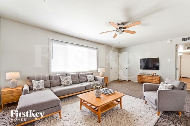 15250 N 32nd Dr, Phoenix, AZ 85053 - photo 3