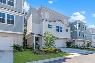 27 Lone Cypress Trail, Hilton Head Island, SC 29926