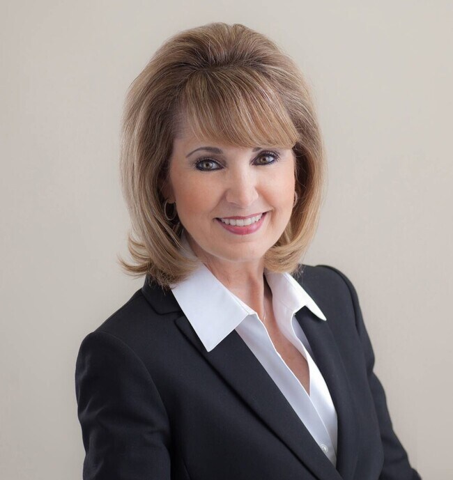 Debbie Mottl
