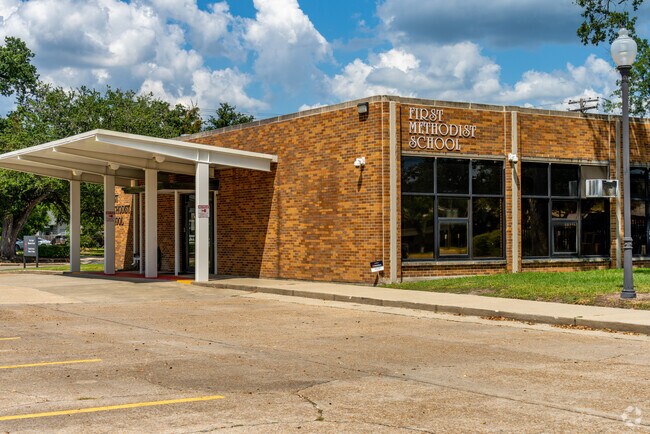Students can take advantage of numerous sports opportunities at First Methodist School.