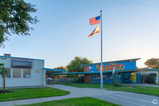 Woodbine Elementary School welcomes all of the neighborhood's K-6 students.