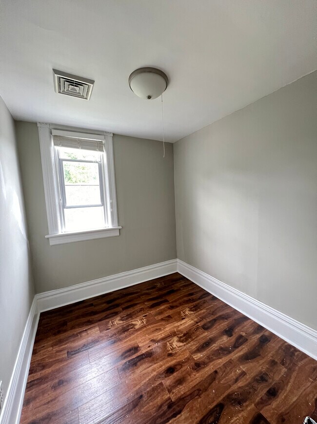 Flex Room