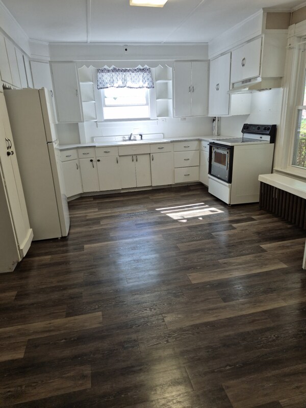 22 Trinity St Unit 3, Claremont, NH 03743