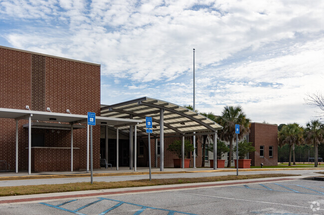 Oglethorpe Charter School serves students in the Savannah, GA area.
