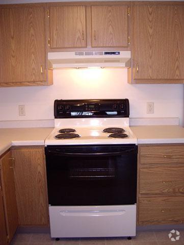 Menasha Estates, Neenah, WI 54956 - photo 5