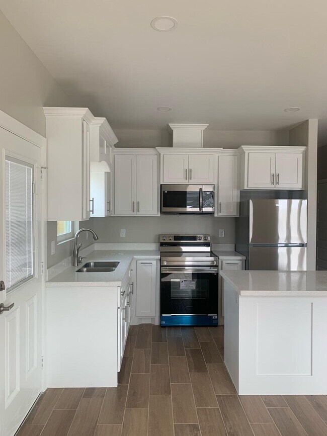 5202 N Crown Point unit 3, Pharr, TX 78577 - photo 6