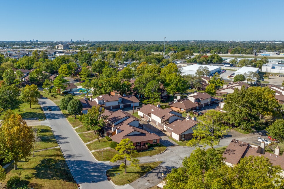 NH_Oakbrook Village_528477_P2_V01_JF_070924