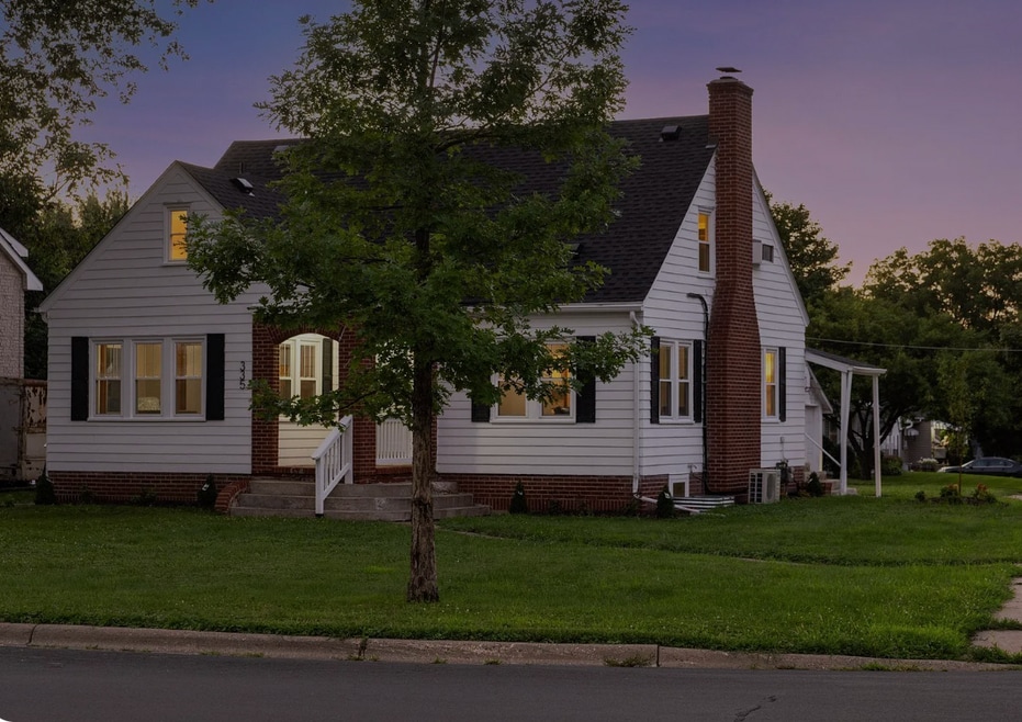 335 Shakopee Ave E unit 2, Shakopee, MN 55379 - photo 1