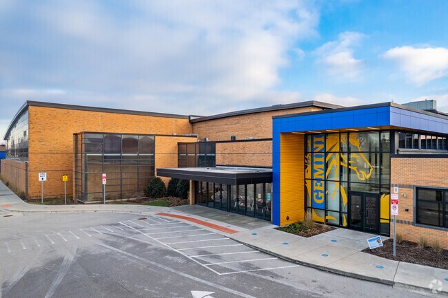 Gemini Middle School serves grades 6-8 in Niles, IL.