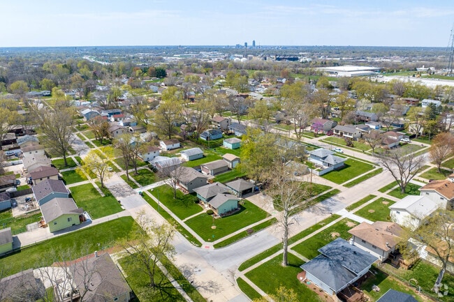 Douglas Acres maintains a small town atmosphere while having quick access to downtown Des Moines