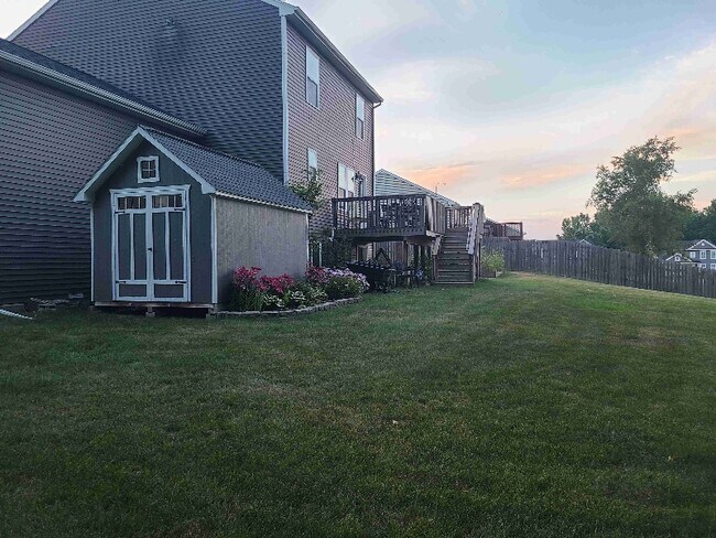 717 Wild Flower Dr, Wayland, MI 49348 - photo 4