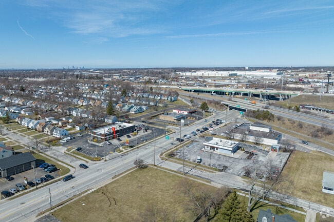Bedford Heights the city of layers. one side residential the other side commercial & industrial.