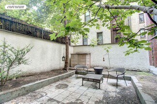 148 W 70th St, New York, NY 10023