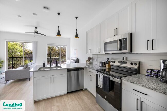 650 E Sycamore St unit 3217.1408296, Denton, TX 76201 - photo 7