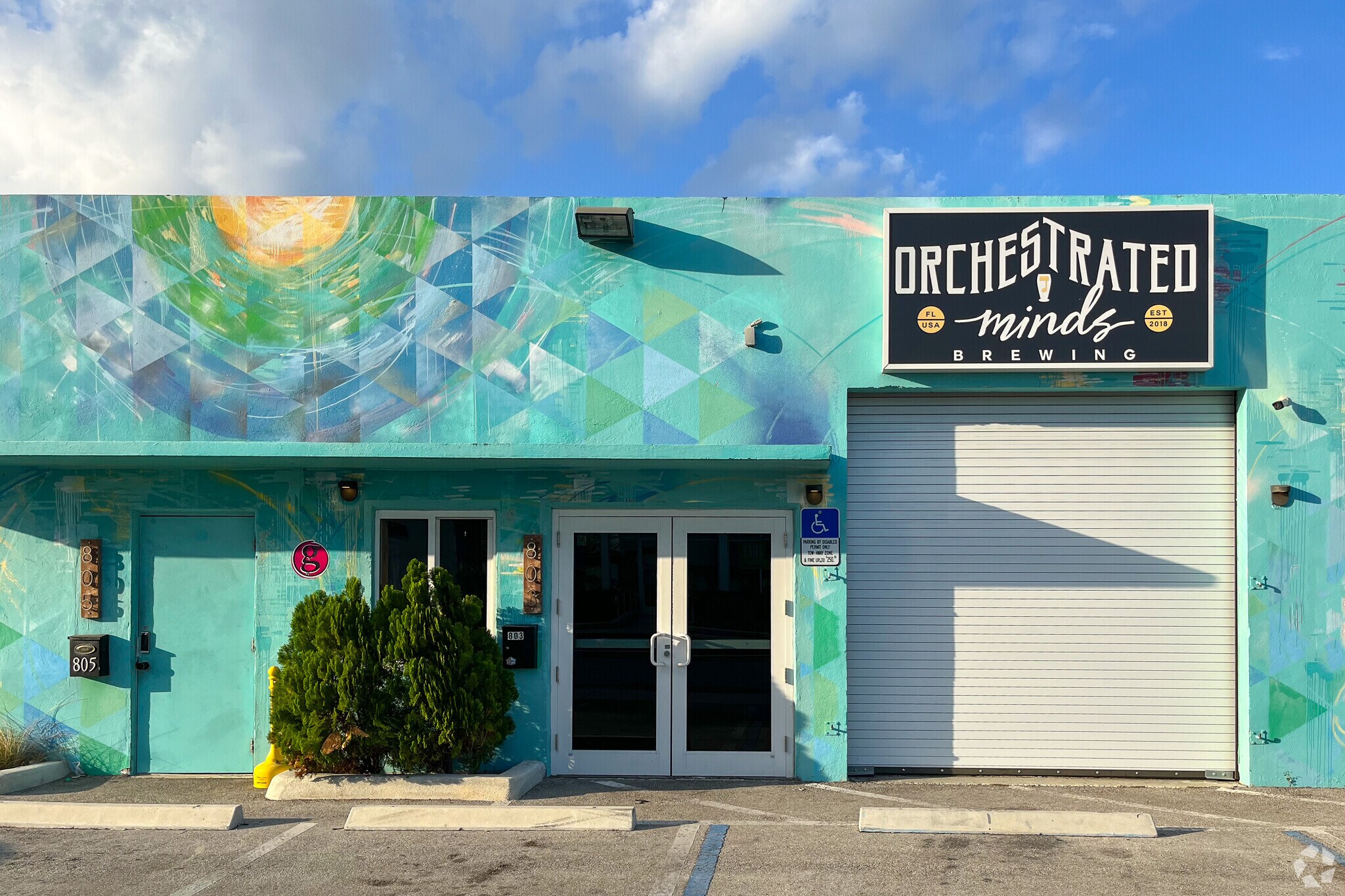 The Dorsey Riverbend neighborhood has many local breweries to choose from.