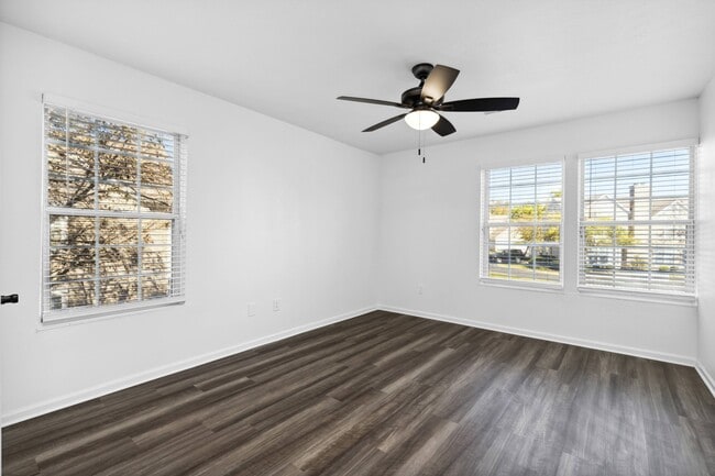 09_1631HillRoadNorth_2044_HiRes