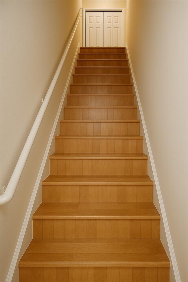 221 Palm Cir E, Pembroke Pines, FL 33025 - photo 3