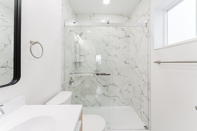 1020 SW 74th Ave unit Completely Renovated, Miami, FL 33144 - photo 7