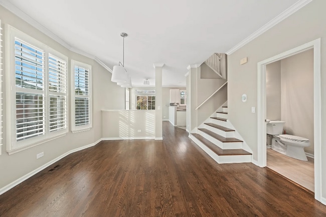 2106 Rugen Rd, Glenview, IL 60026 - photo 2