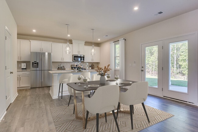 629 Honeydew Dr, West Columbia, SC 29170 - photo 4