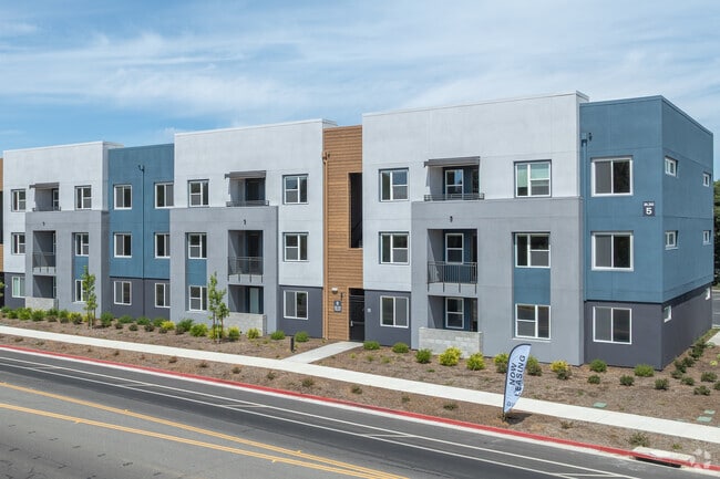 Axis at Davis, Davis, CA 95618 - photo 2