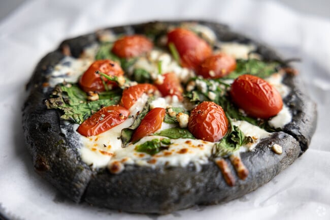 Eastside Pizza serves a variety of pizzas to residents of Garden Neighborhood Council.