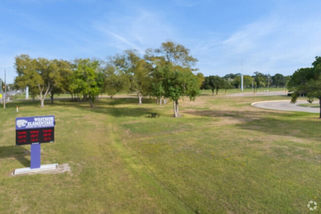 In 2023, Westside Elementary School was awarded the Texas Education Agency's Golden Apple award.