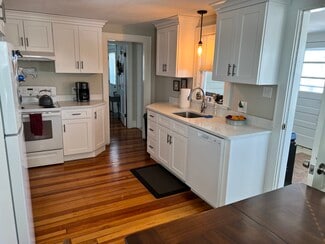 2 East St Unit B, Hadley, MA 01035