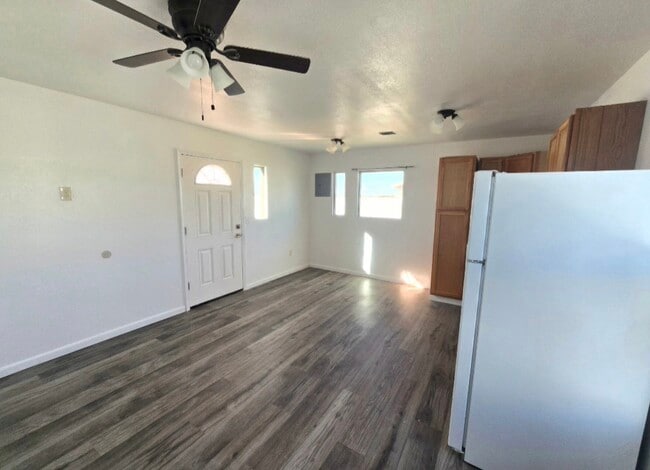 15120 Perlite Dr unit . D, El Paso, TX 79928 - photo 4
