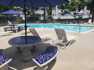 406 Windjammer Cir Unit 406, Chula Vista, CA 91910