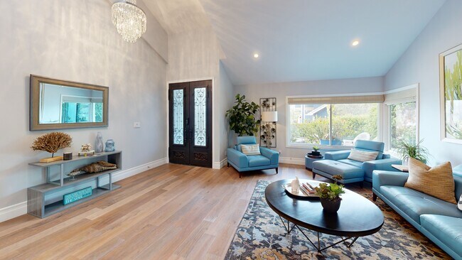 27525 Via Valor, Capistrano Beach, CA 92624 - photo 2