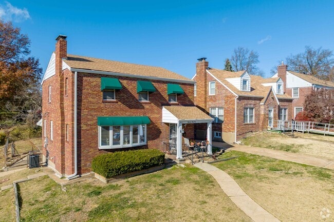 Uplands Park has brick homes built in the 1920s in styles like bungalows and Tudor Revivals.