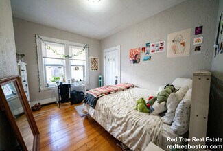 133 St Alphonsus St Unit 2, Boston, MA 02120