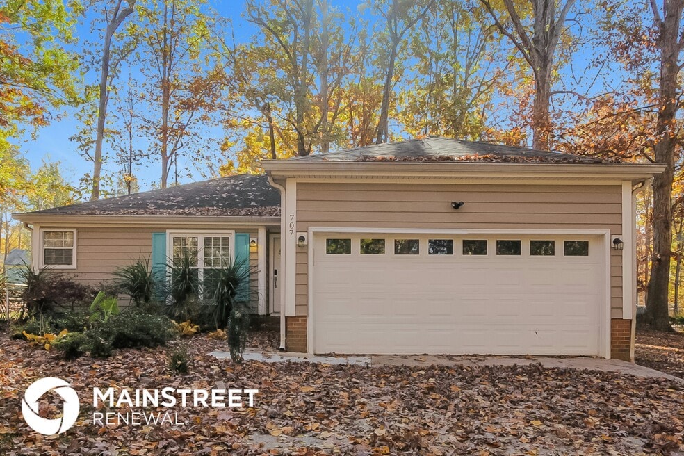 707 Southland Rd, Huntersville, NC 28078 - photo 1