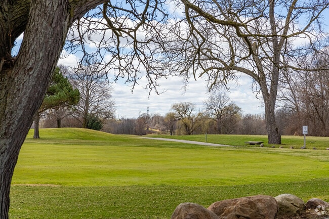 Swartz Creek Valley Park features a public 18-hole golf course.