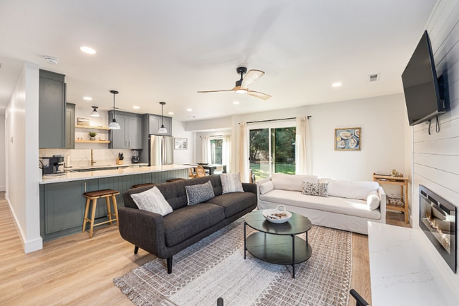 625 Semaht St, Charleston, SC 29412 - photo 3