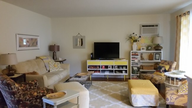 Silver Pines Apartments, Port Huron, MI 48060 - photo 6