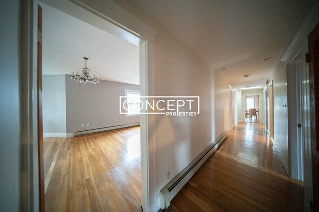 208 Rawson Rd unit 2, Brookline, MA 02445 - photo 5