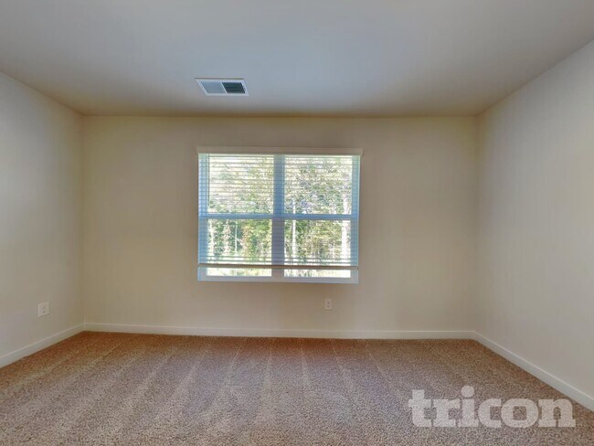 5254 Mulberry Crk Way, Flowery Branch, GA 30542 - photo 5