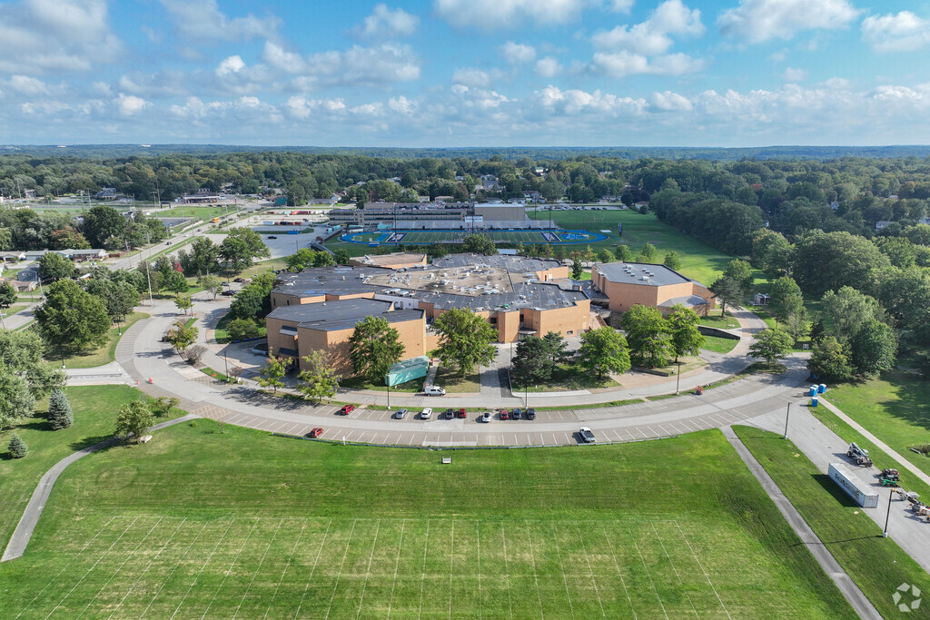 McDowell Intermediate High School serves grades PK, 9-12.